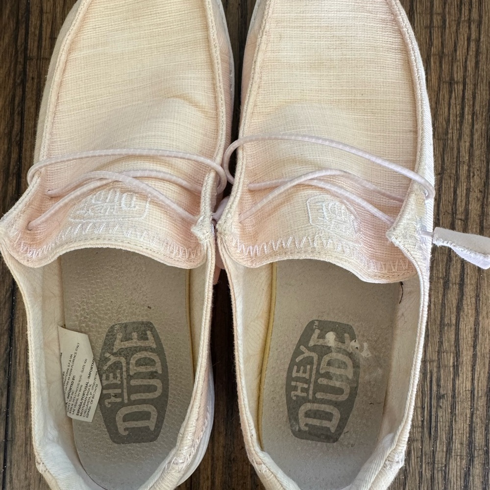 Hey Dude Peach Loafers Slip-Ons Casual